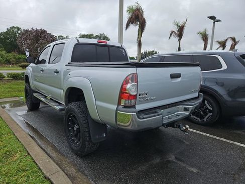 Used 2012 Toyota Tacoma 4x4 Double Cab w/ SR5 Pkg image 3
