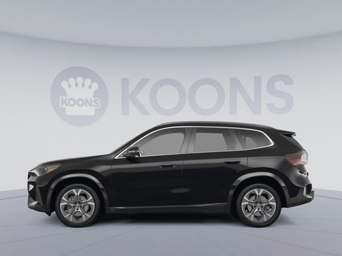 Used 2023 BMW X1 xDrive28i AWD/4WD image 2