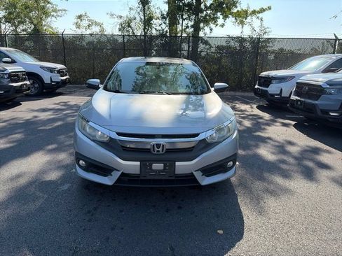 Used 2016 Honda Civic EX-T image 2