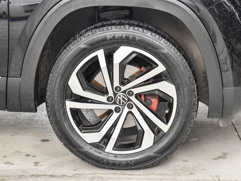 Used 2021 Volkswagen Atlas SEL Premium image 10