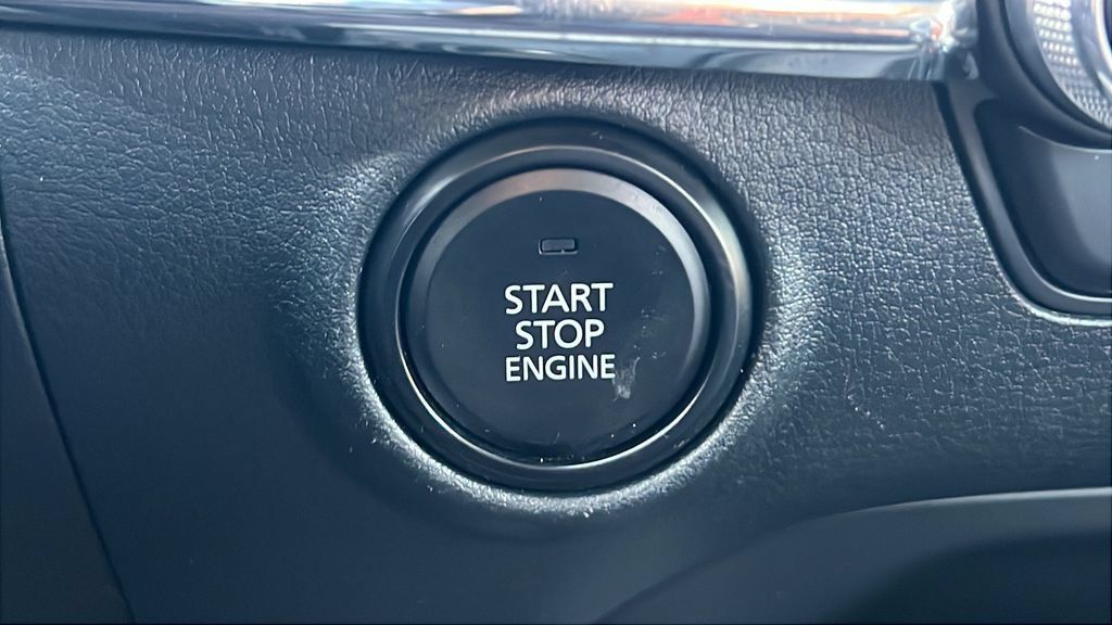 Used 2023 MAZDA MAZDA3 s FWD image 23