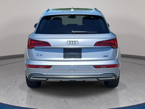 Used 2023 Audi Q5 2.0T Premium w/ Convenience Package AWD/4WD image 8