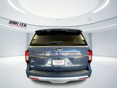 Used 2022 Ford Expedition Timberline image 4