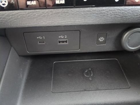 Used 2023 Mitsubishi Outlander SEL image 31