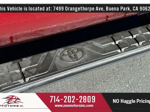 Used 2017 Toyota Tundra SR5 w/ SR5 Upgrade Package image 43