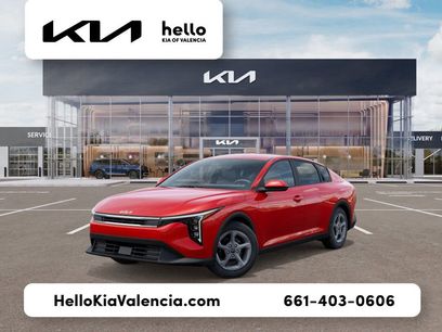 New 2025 Kia K4 LXS