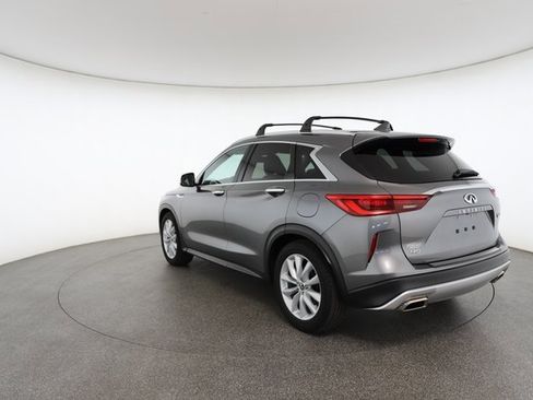 Used 2019 INFINITI QX50 Essential image 11