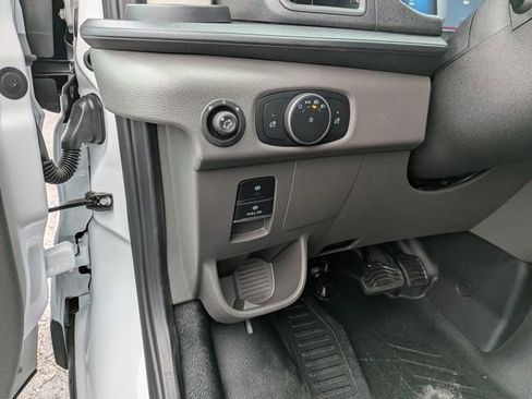 New 2026 Ford Transit 250 148 Medium Roof w/ Load Area Protection Package image 11