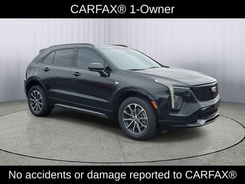 Used 2024 Cadillac XT4 Sport w/ Cold Weather Package image 2