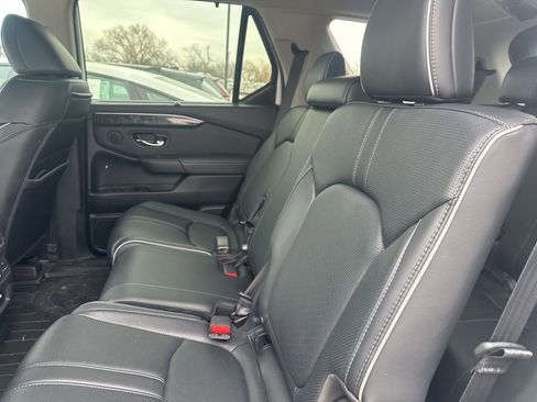 Used 2023 Honda Pilot Elite image 7