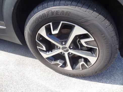 Used 2024 Kia Sportage EX AWD/4WD image 19