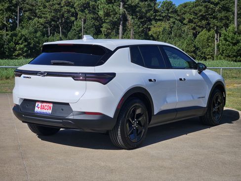 New 2026 Chevrolet Equinox EV LT w/ Comfort Package image 3