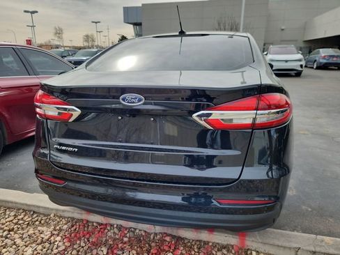 Used 2019 Ford Fusion S image 4