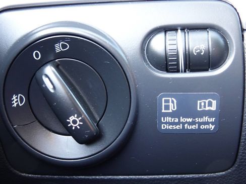 Used 2011 Volkswagen Golf TDI w/ Cold Weather Pkg FWD image 74