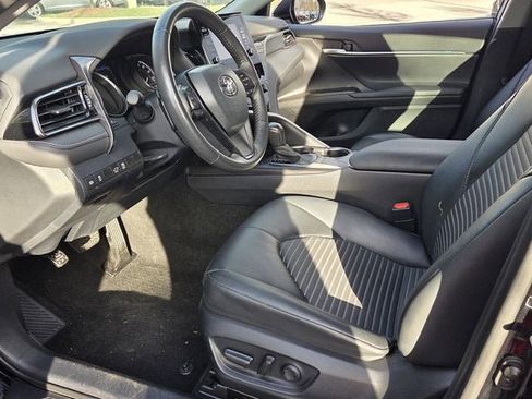 Used 2024 Toyota Camry SE w/ Blackout Package (TMS) image 12