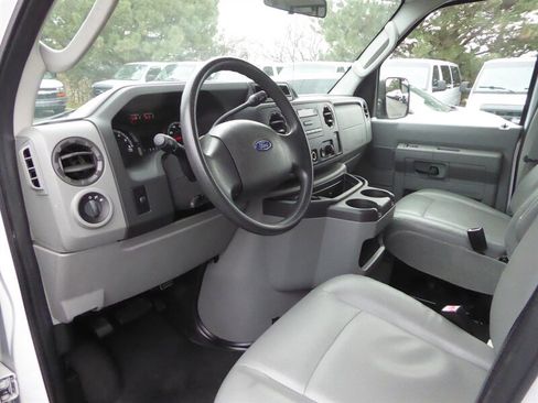 Used 2012 Ford E-350 and Econoline 350 XL w/ PWR Windows & Locks Group image 15