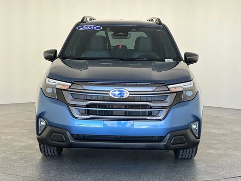 Certified 2025 Subaru Forester Premium w/ Convenience Package #2 AWD/4WD image 10