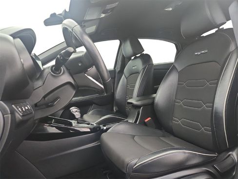 Used 2020 Kia Forte GT-Line image 11