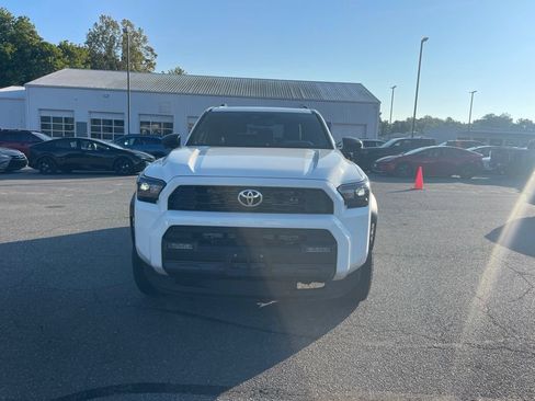 Used 2026 Toyota 4Runner TRD Off-Road Premium AWD/4WD image 8