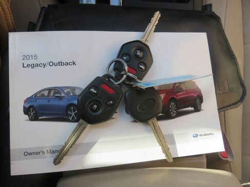Used 2015 Subaru Outback 2.5i Limited AWD/4WD image 39
