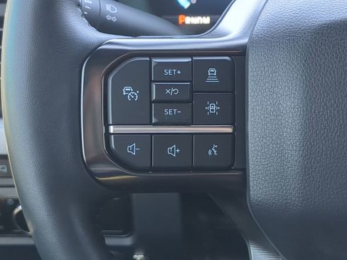 Used 2023 Ford F450 Platinum w/ FX4 Off-Road Package image 24