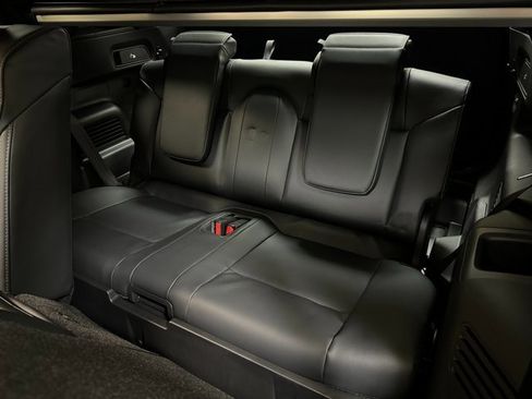 Used 2024 Mitsubishi Outlander 4WD Plug-In Hybrid image 25