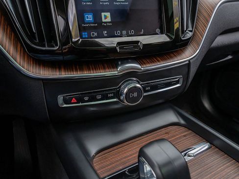 Used 2023 Volvo XC60 B5 Plus w/ Climate Package image 28