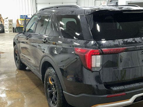 New 2026 Ford Explorer Tremor w/ Tremor Convenience Package image 8