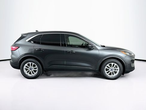 Used 2020 Ford Escape SE FWD image 10