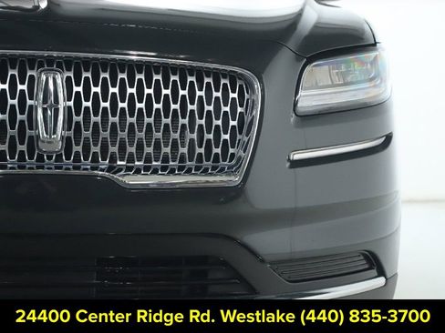 Certified 2022 Lincoln Nautilus Reserve image 8