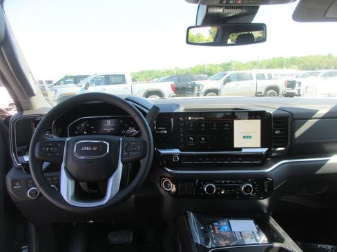 New 2026 GMC Sierra 2500 SLT w/ SLT Premium Package AWD/4WD image 16