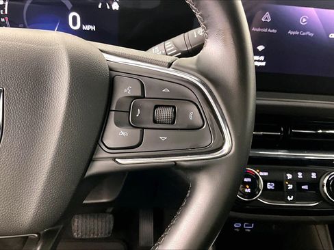 Used 2025 Buick Envista Sport Touring w/ Experience Buick Package FWD image 22