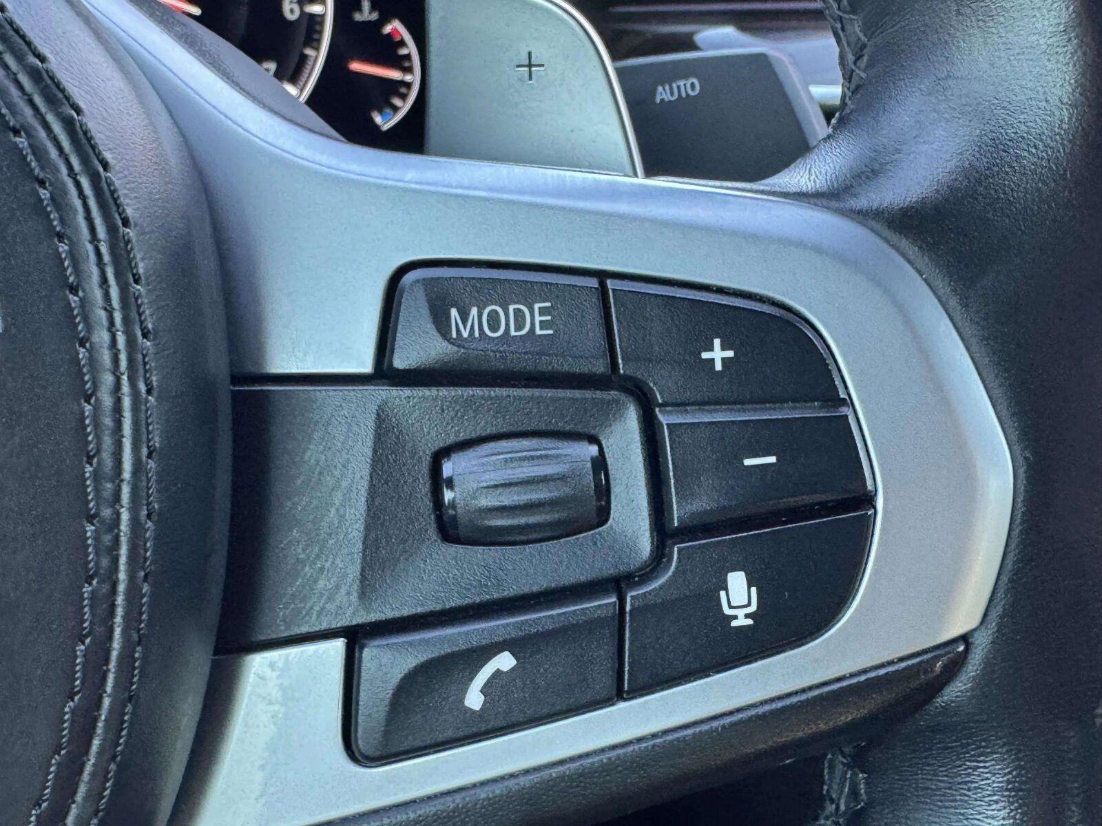 Used 2019 BMW M550i xDrive AWD/4WD image 20