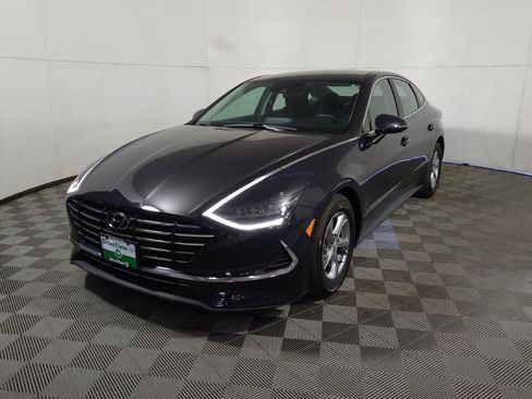Used 2023 Hyundai Sonata SE w/ Preferred Accessory Package FWD image 15