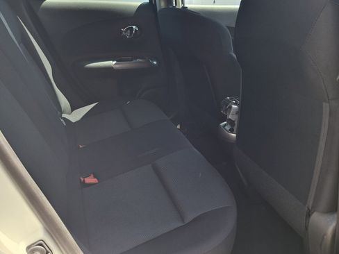 Used 2013 Nissan Juke S FWD image 20