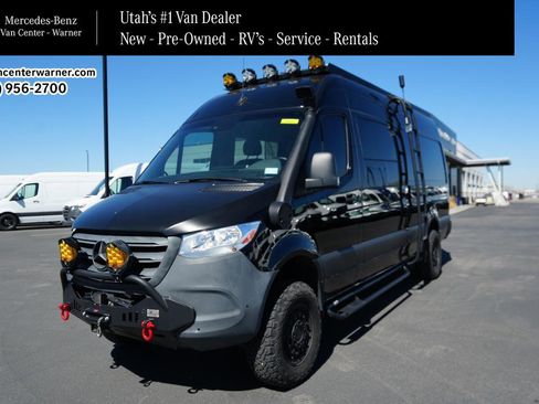 Used 2020 Mercedes-Benz Sprinter 2500 image 1
