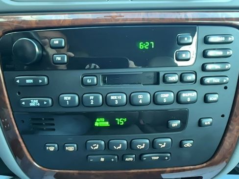 Used 2005 Mercury Sable LS image 9