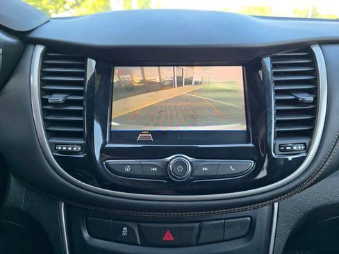 Used 2020 Chevrolet Trax LS FWD image 18