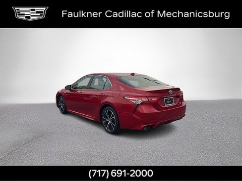 Used 2020 Toyota Camry SE image 7