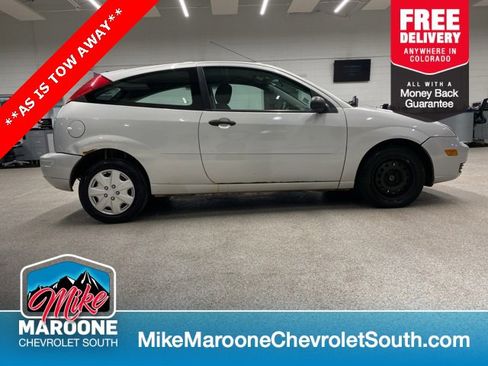 Used 2006 Ford Focus ZX3 Hatchback image 4