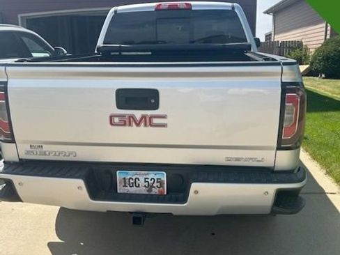 Used 2018 GMC Sierra 1500 Denali AWD/4WD image 5