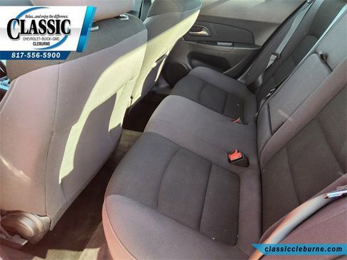 Used 2014 Chevrolet Cruze LT image 27