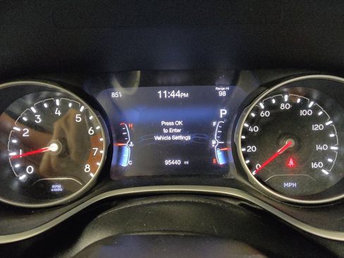 Used 2020 Jeep Compass Latitude w/ Popular Equipment Group AWD/4WD image 23