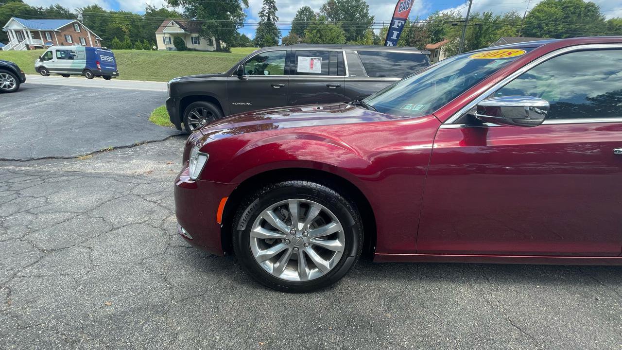 Used 2018 Chrysler 300 Limited w/ Safetytec Plus Group AWD/4WD image 2