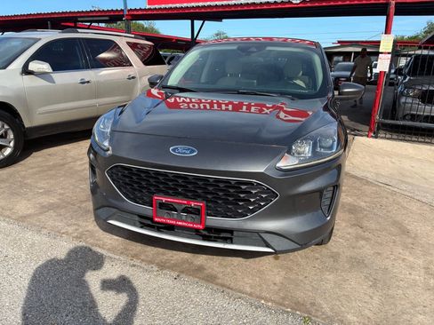 Used 2020 Ford Escape SE AWD/4WD image 5