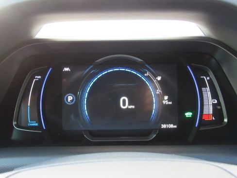 Used 2021 Hyundai Ioniq SE image 34