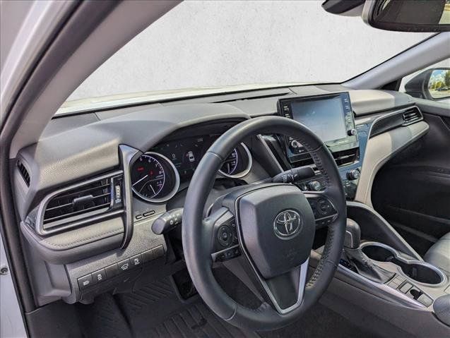 Used 2023 Toyota Camry XLE FWD image 12
