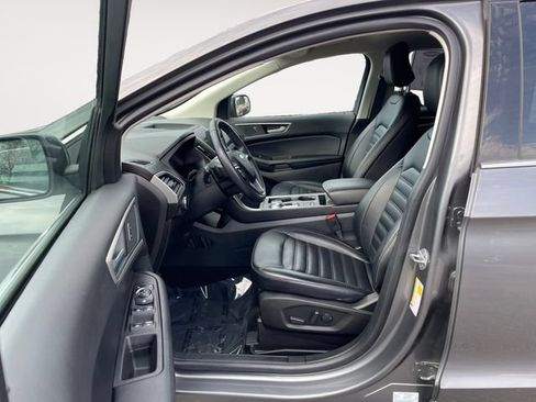 Used 2023 Ford Edge SEL w/ Convenience Package AWD/4WD image 9