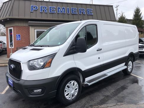 Used 2024 Ford Transit 250 Low Roof w/ Exterior Upgrade Package image 9