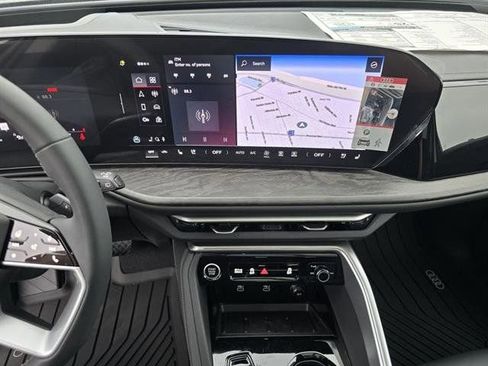 Used 2025 Audi Q5 Premium Plus image 10